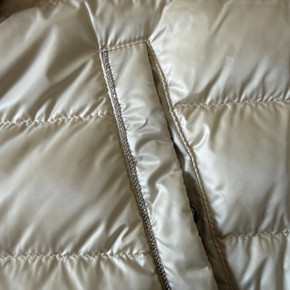 Peserico Cream Ecru Short-Sleeved Goose Down Puffer Jacket size 42 - Picture 8 of 13